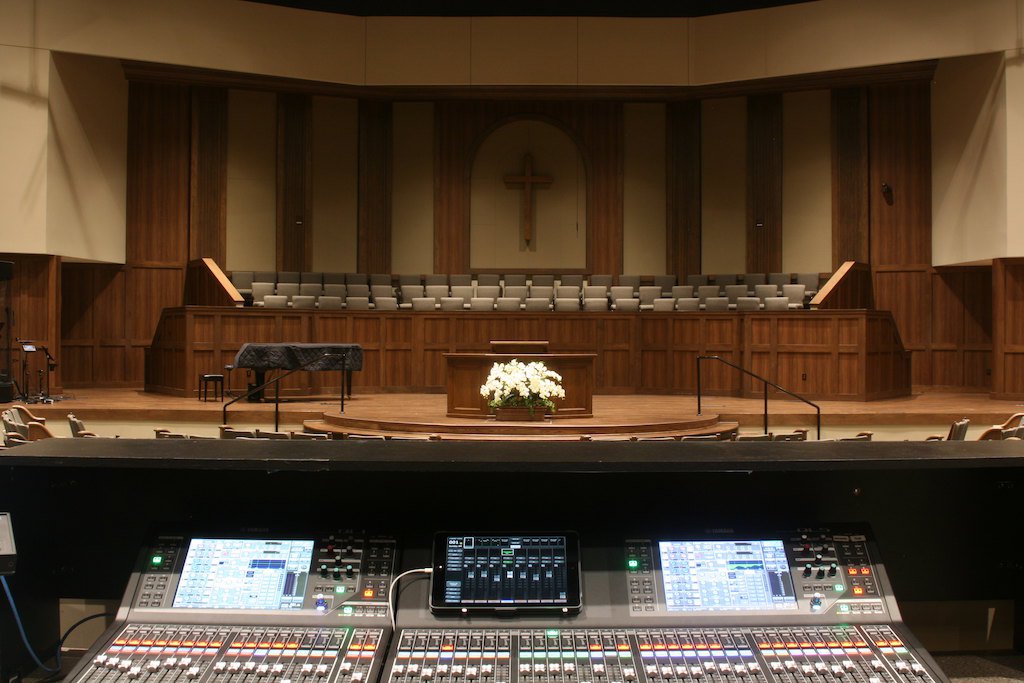 Countryside Bible Church Expands QL5 Yamaha Audio Console